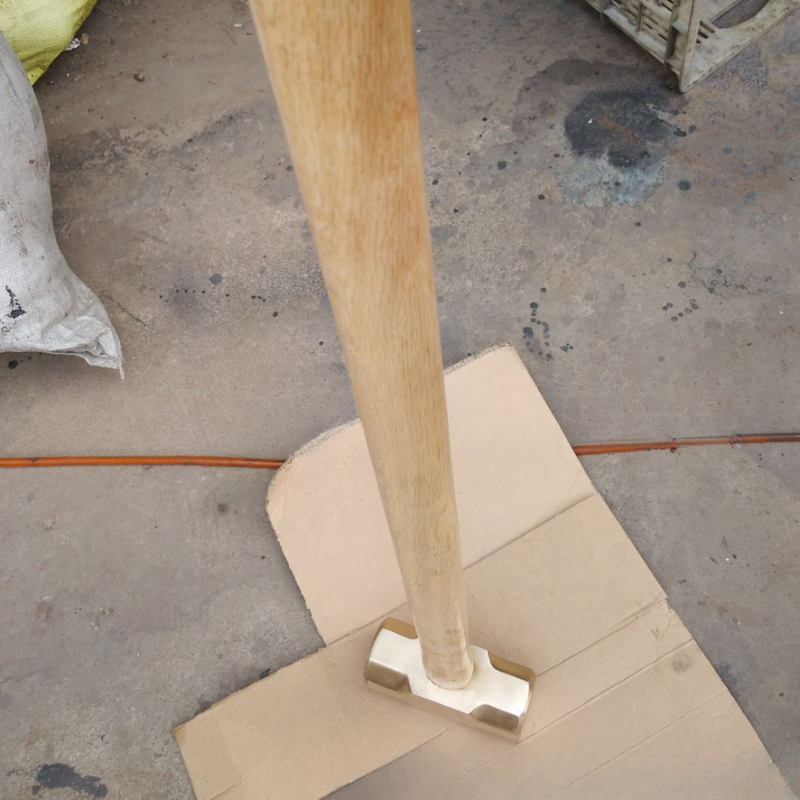 Martello ottagonale in ottone  - Home Improvement Services recensione e prezzo
